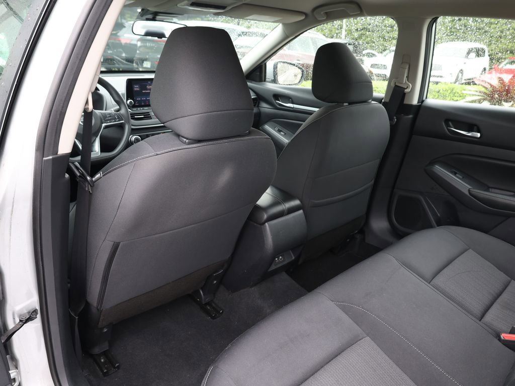 Used 2022 Nissan Altima 2.5 SV FWD image 15