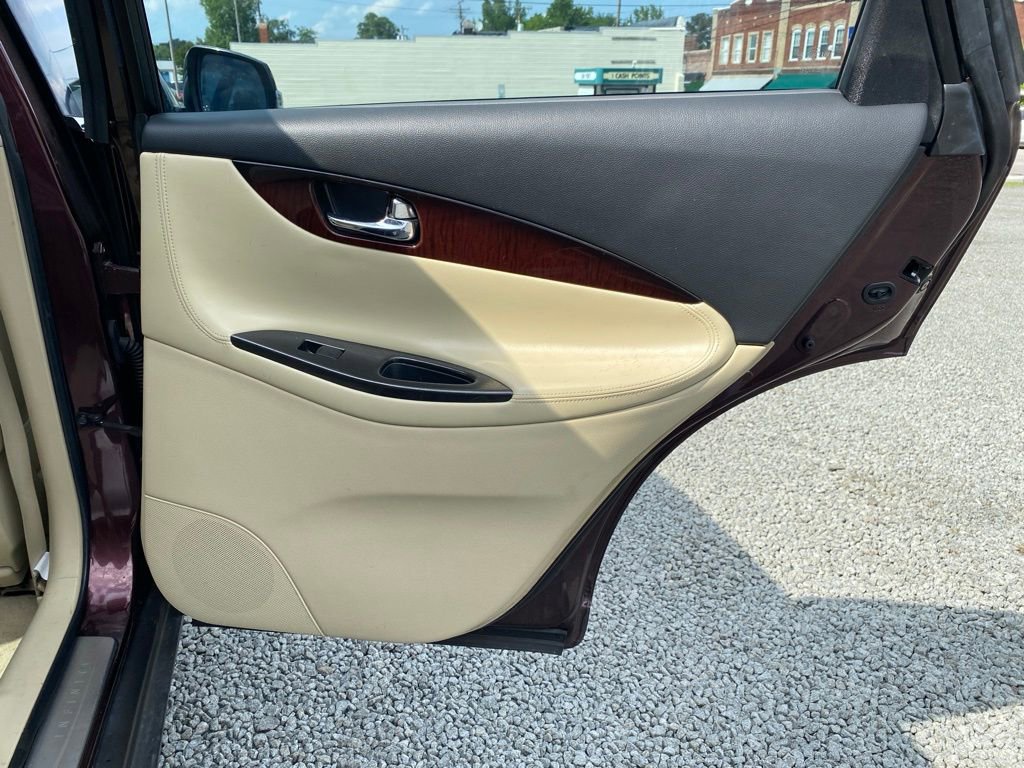 Used 2016 INFINITI QX50 2WD w/ Deluxe Touring Package image 20