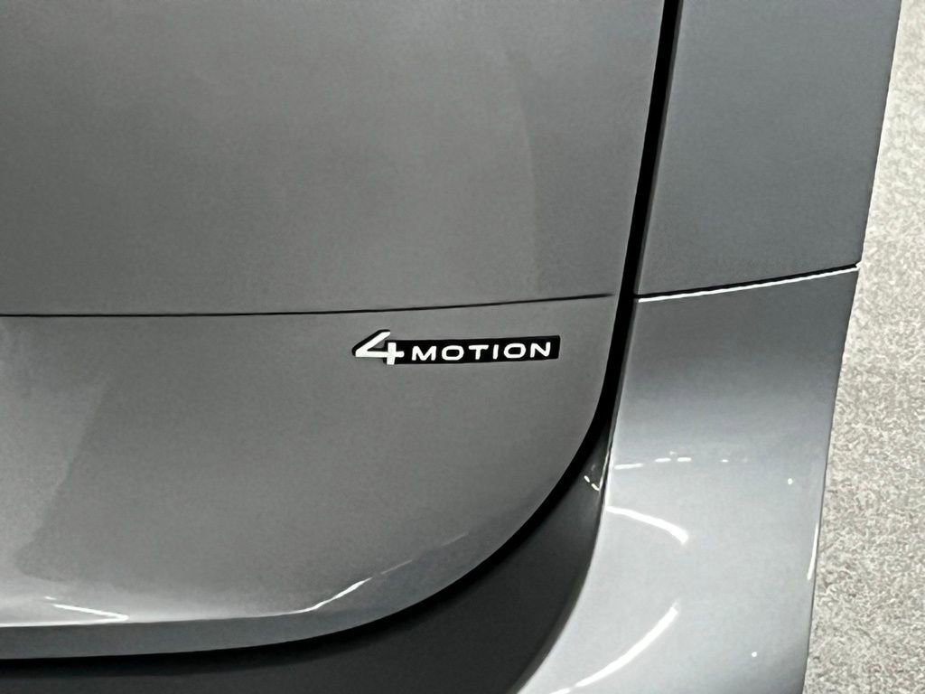 New 2025 Volkswagen ID. Buzz Pro S Plus image 37