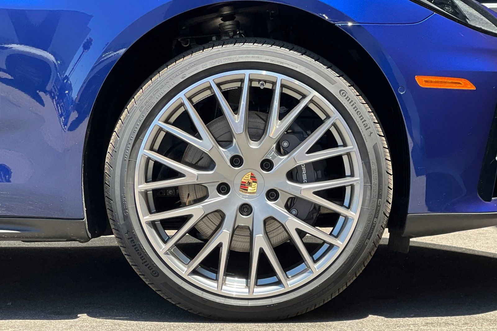 Used 2024 Porsche Panamera 4 image 43