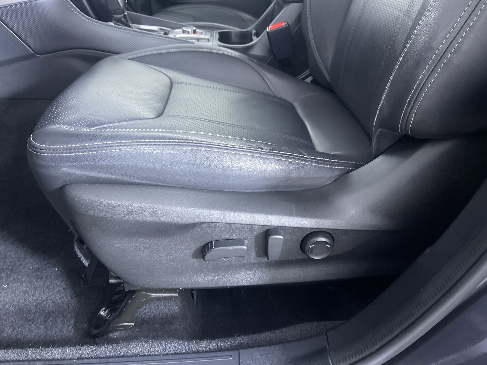 Used 2020 Subaru Forester Limited AWD/4WD image 12