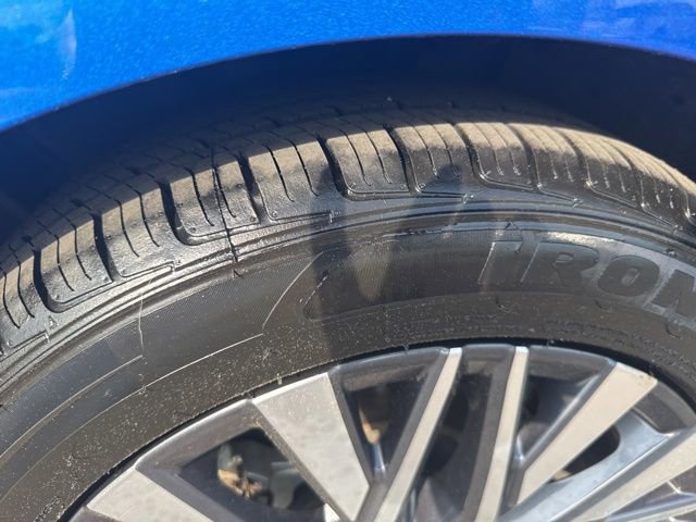 Used 2025 Nissan Altima 2.5 SV FWD image 10