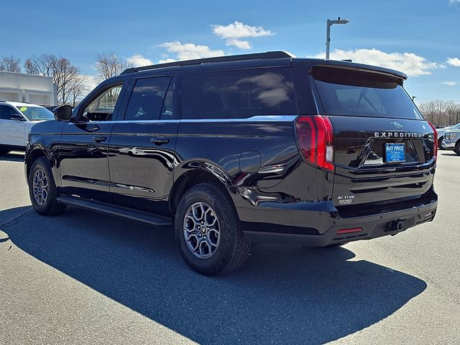 Certified 2025 Ford Expedition Max Active AWD/4WD image 4
