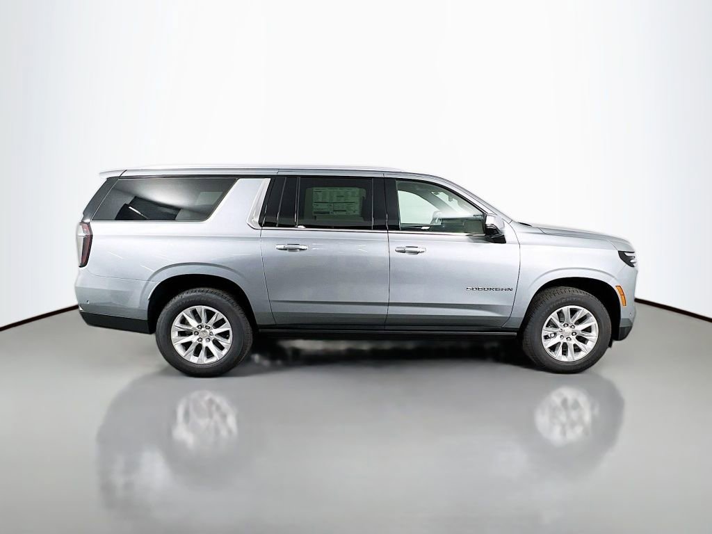 New 2025 Chevrolet Suburban Premier image 4