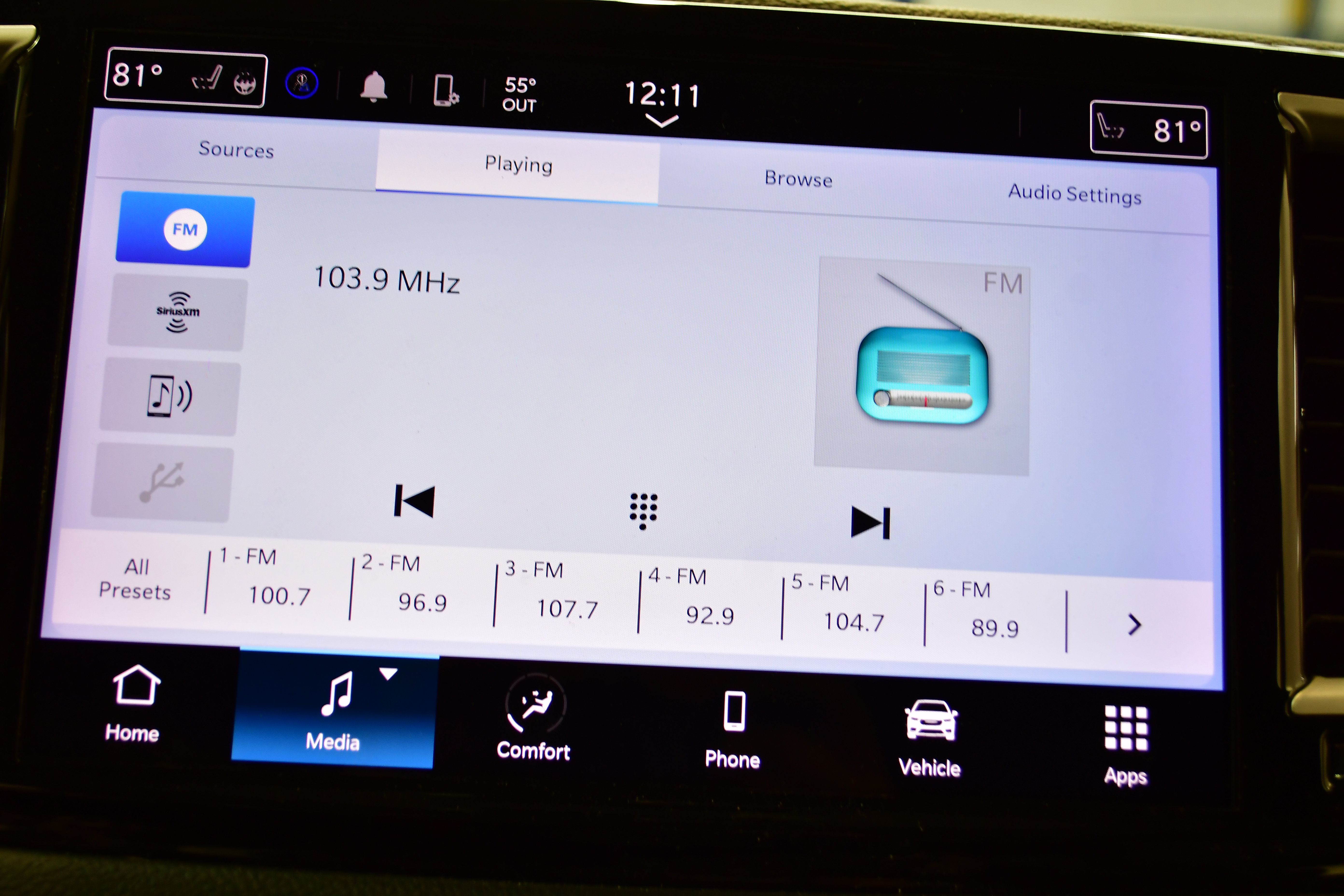 Used 2023 Chrysler Pacifica Touring-L FWD image 24