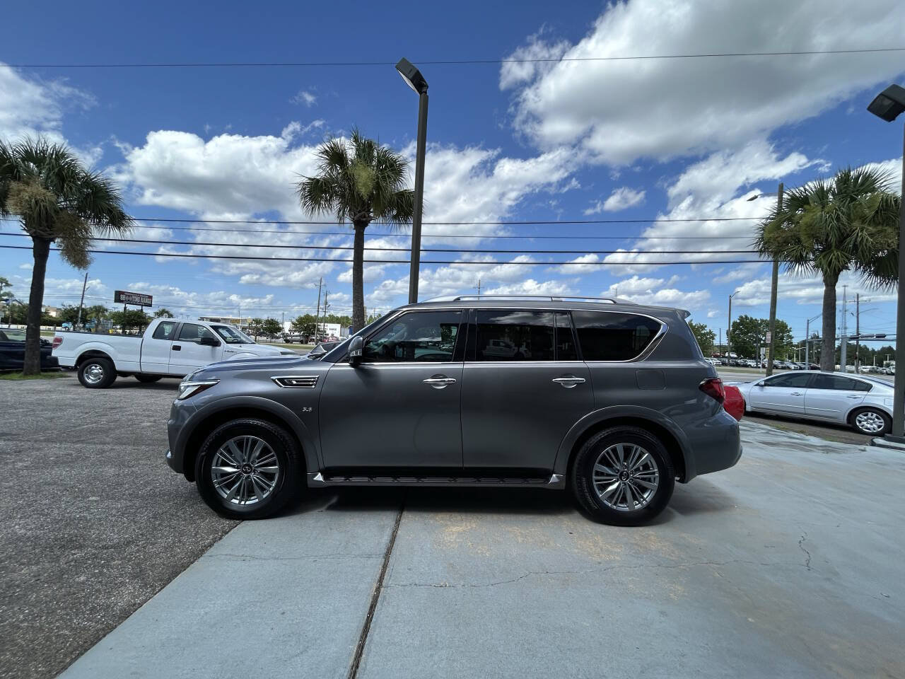 Used 2020 INFINITI QX80 Luxe w/ Proassist Package RWD image 8