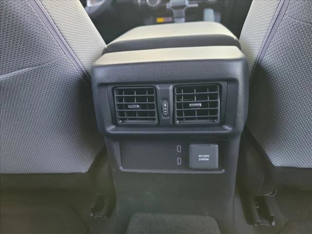 Used 2025 Toyota 4Runner 4WD image 17