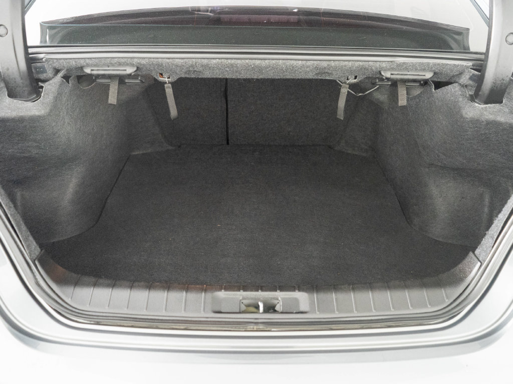 Used 2020 Nissan Maxima 3.5 SV w/ Floor Mat Group FWD image 28