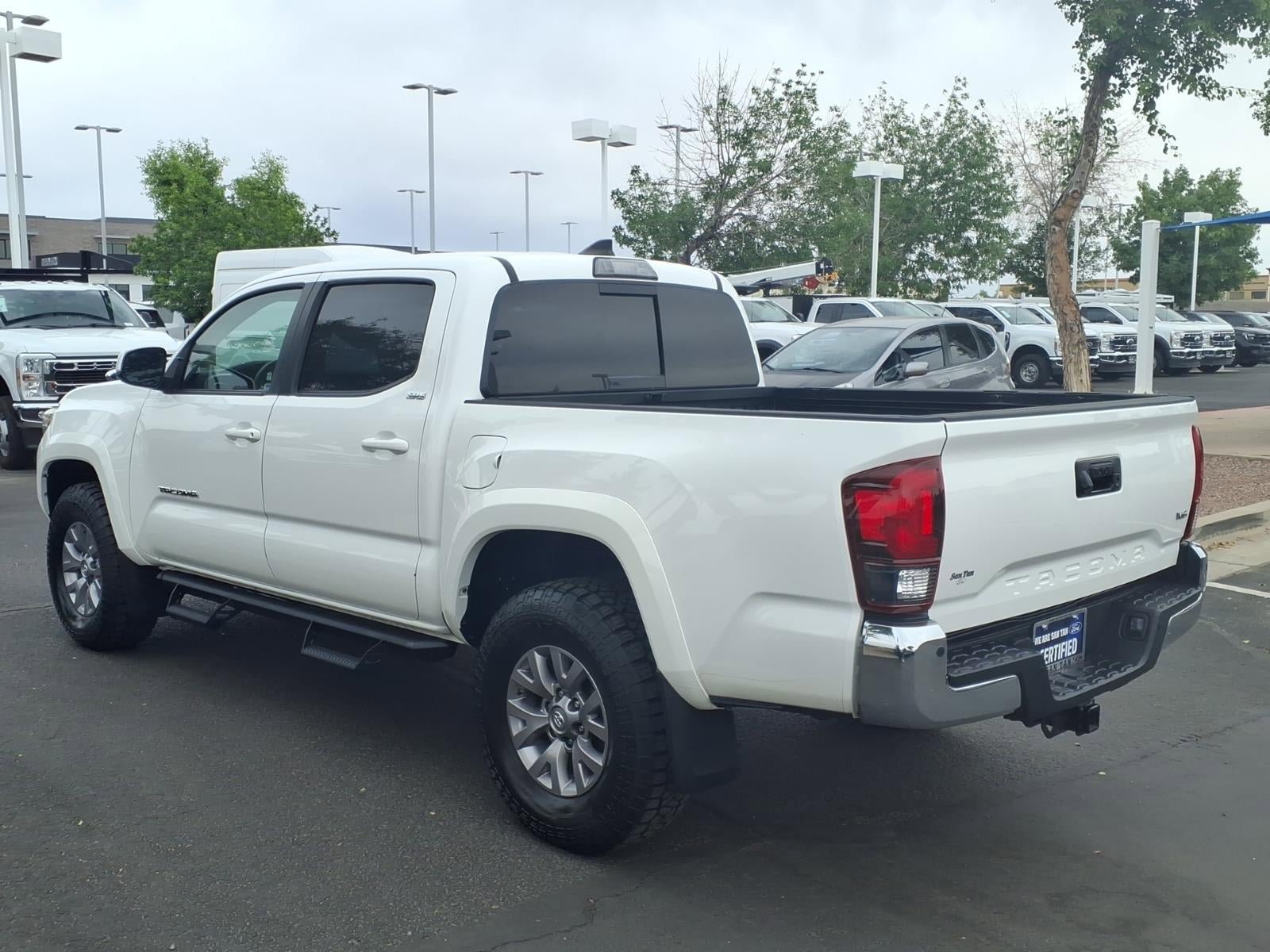 Used 2018 Toyota Tacoma SR5 RWD image 6