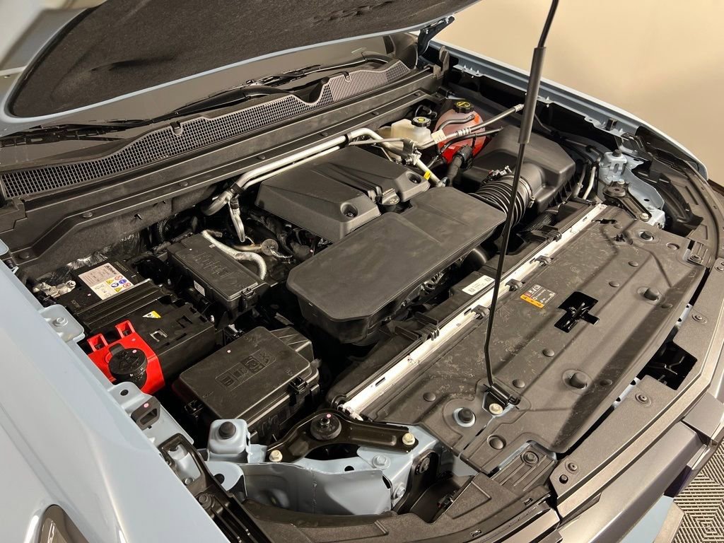 New 2025 Chevrolet Colorado LT w/ LT Convenience Package image 13