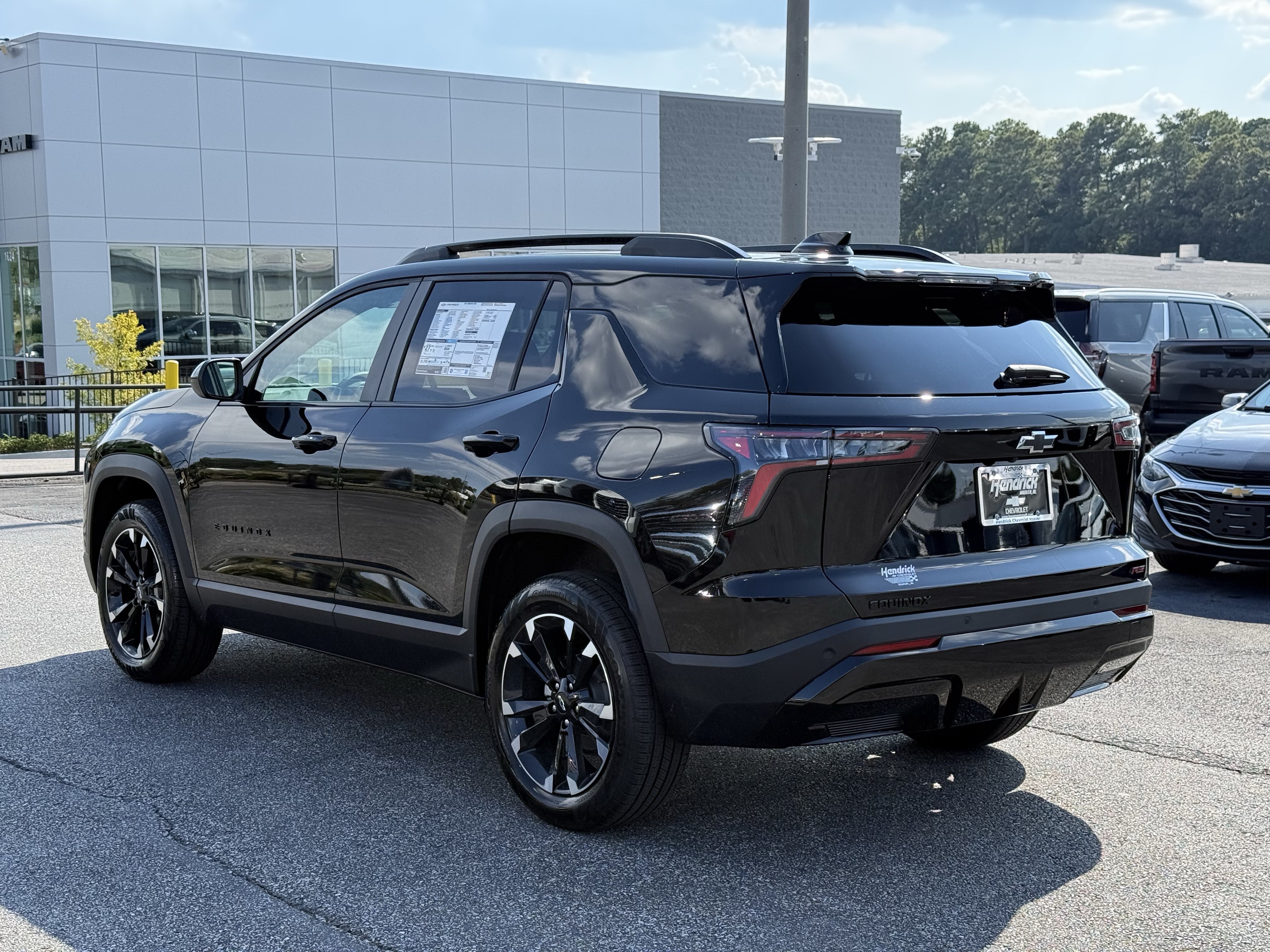 New 2027 Chevrolet Equinox RS FWD image 8