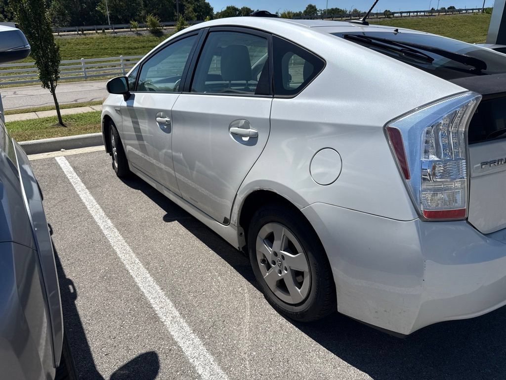 Used 2011 Toyota Prius Two FWD image 2
