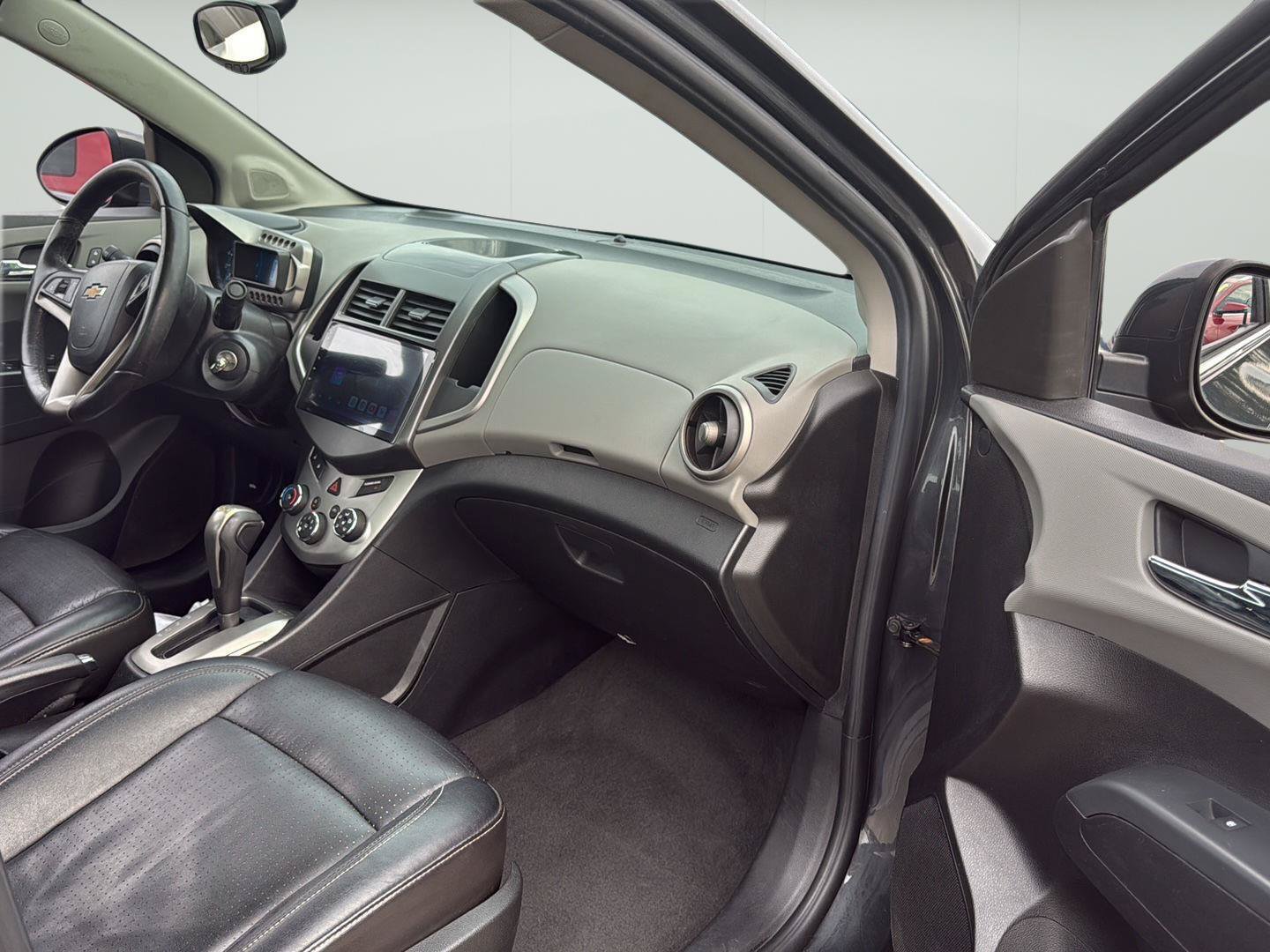 Used 2015 Chevrolet Sonic LTZ FWD image 15