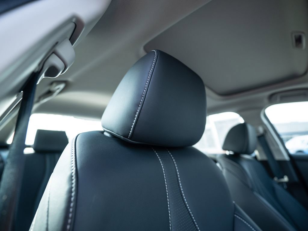 Certified 2025 Acura TLX Technology Package image 19