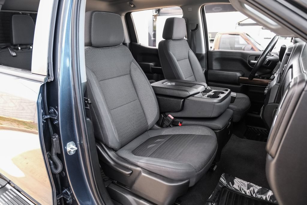 Used 2019 Chevrolet Silverado 1500 LT w/ Texas Edition AWD/4WD image 35