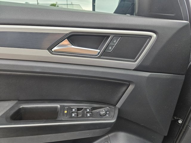 Used 2021 Volkswagen Atlas SE image 16