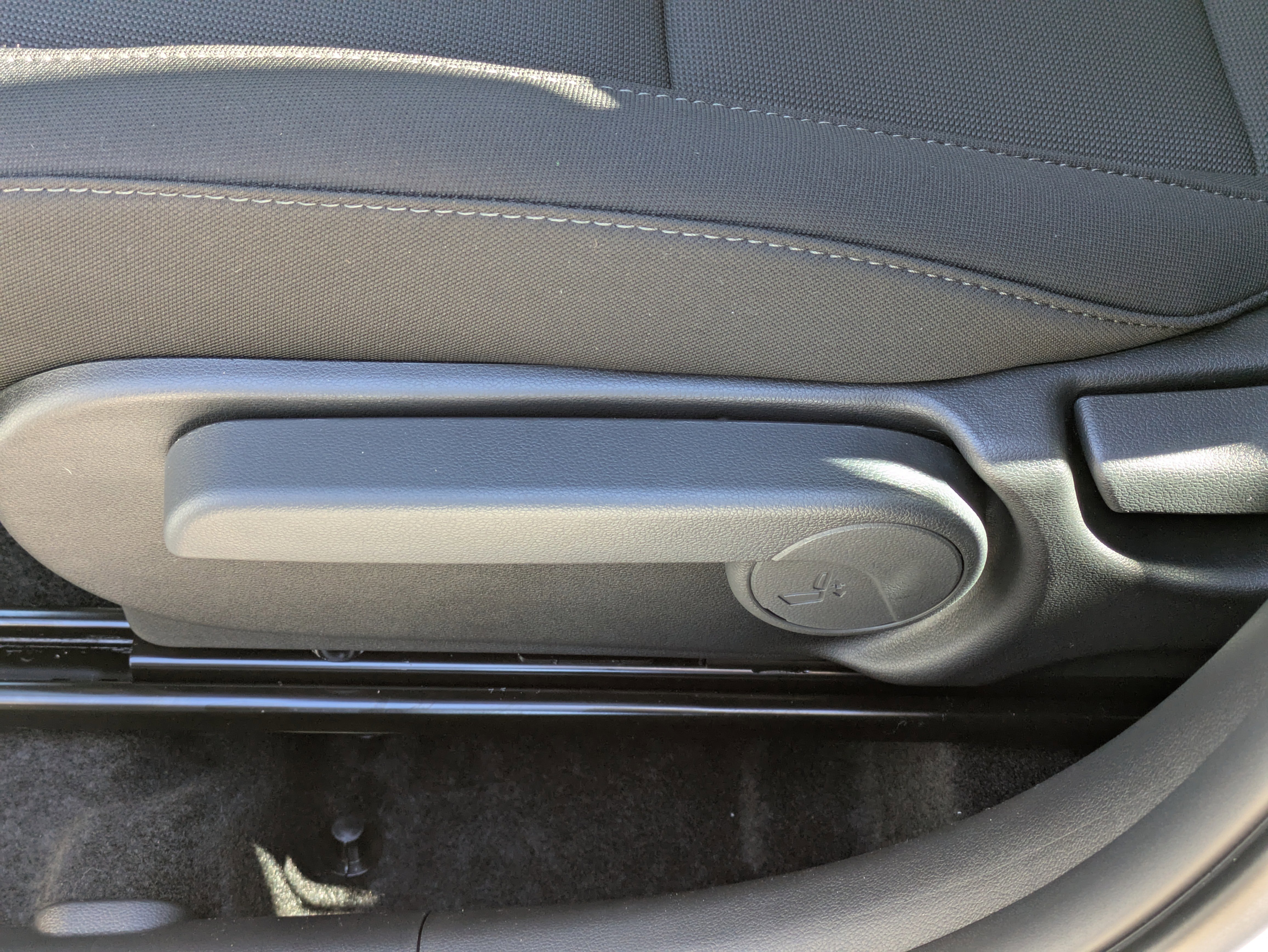 New 2026 Hyundai Kona SE image 20