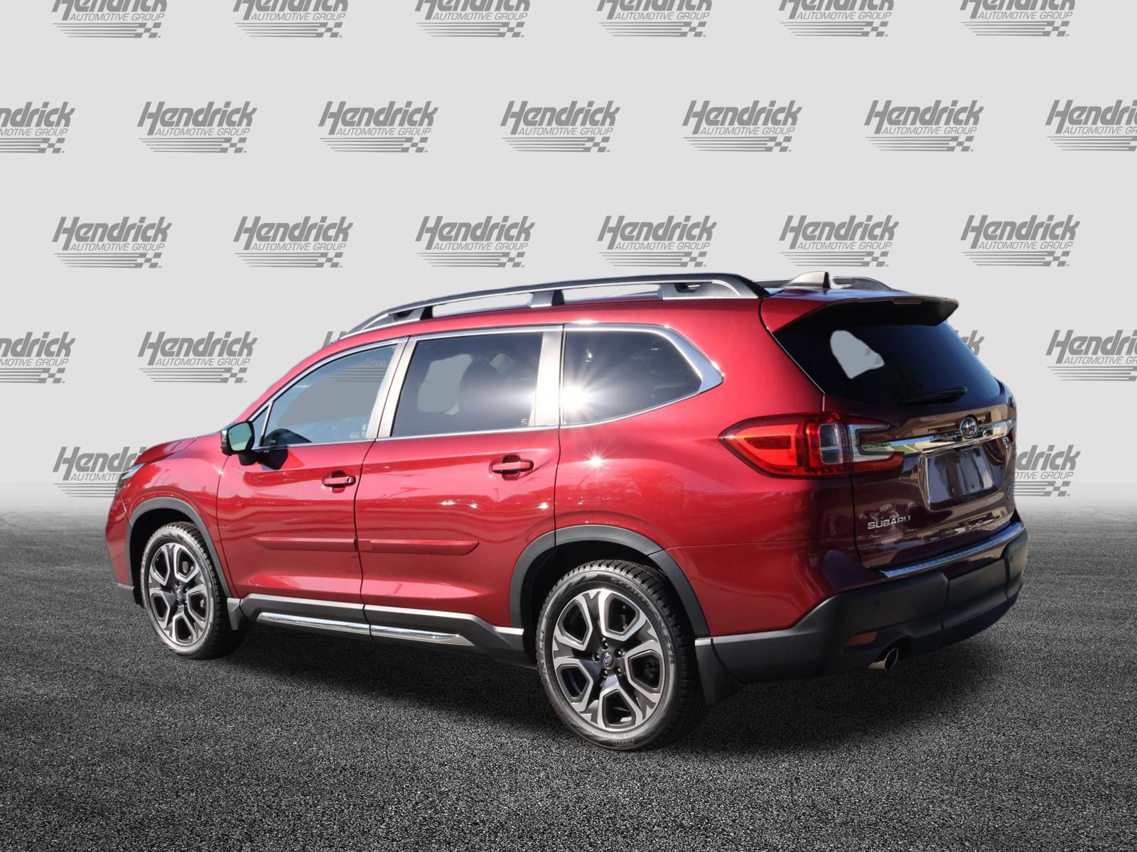 Used 2023 Subaru Ascent Limited w/ Technology Package image 7