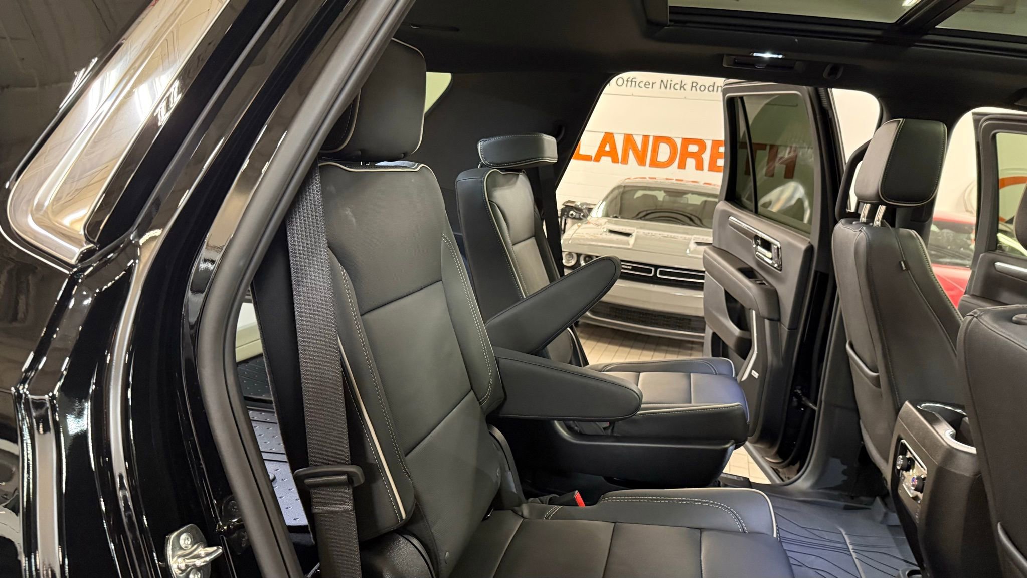 Used 2026 Chevrolet Tahoe Premier w/ Sun And Tow Package image 28