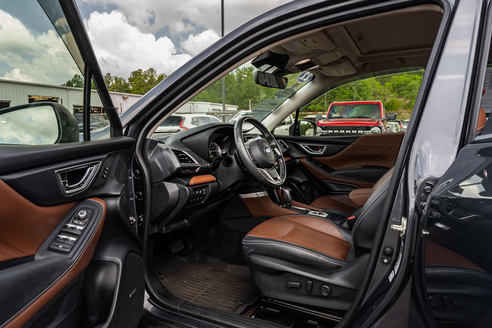 Used 2022 Subaru Forester Touring w/ Popular Package #2 AWD/4WD image 17