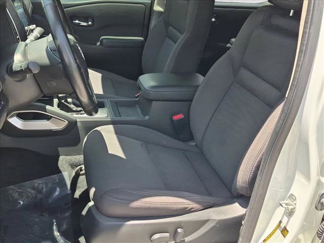 Used 2024 Nissan Frontier SV w/ Bed Access Package RWD image 15