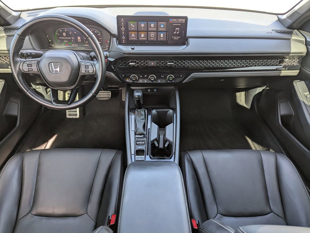 Used 2023 Honda Accord Sport image 11