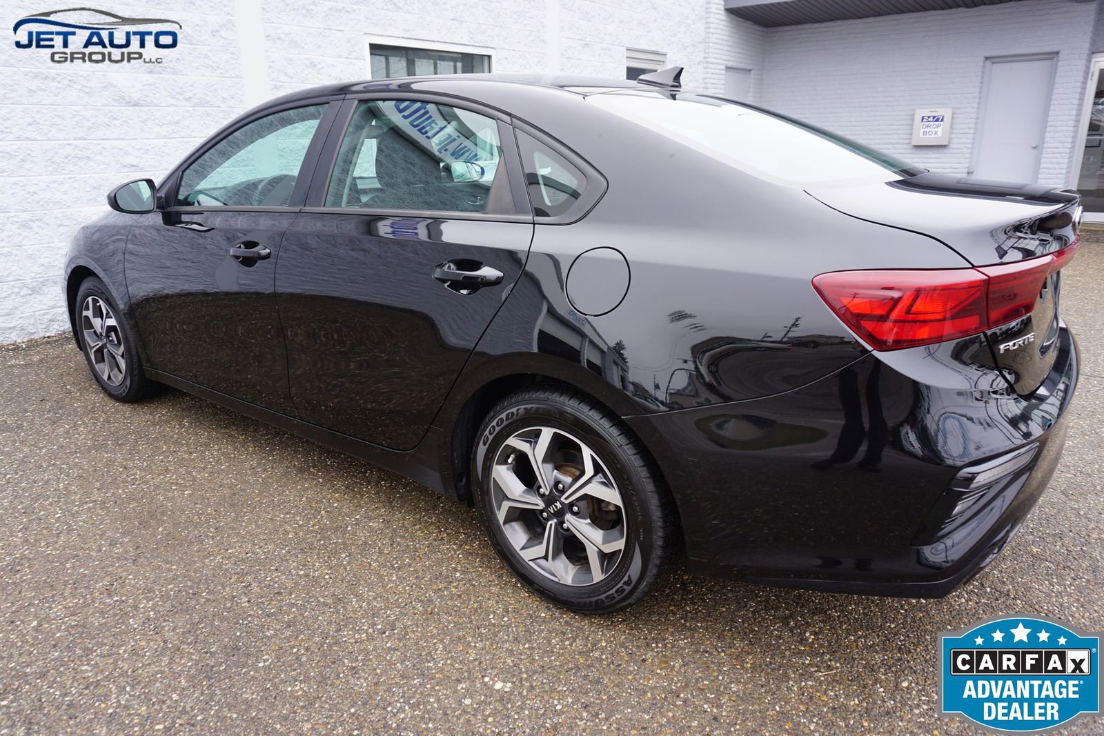 Used 2020 Kia Forte LXS image 8