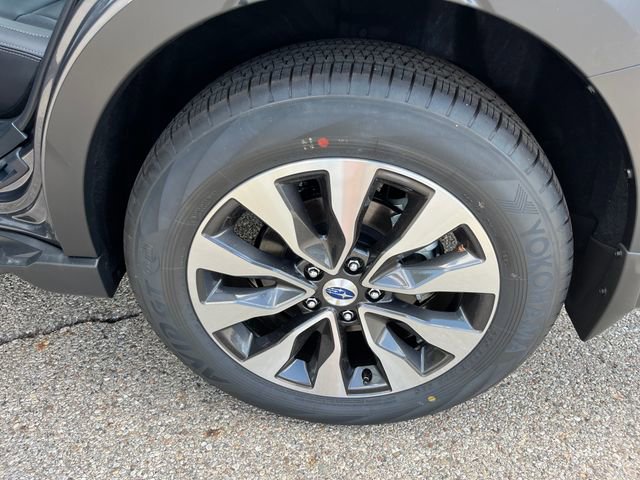New 2025 Subaru Outback Touring w/ Popular Package #2 image 21