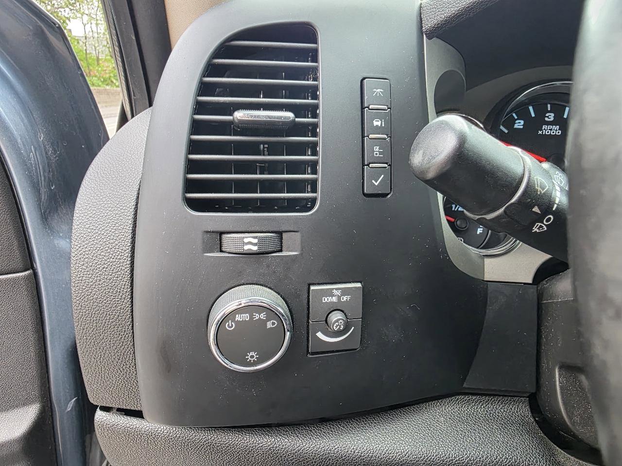 Used 2009 GMC Sierra 1500 SL image 15