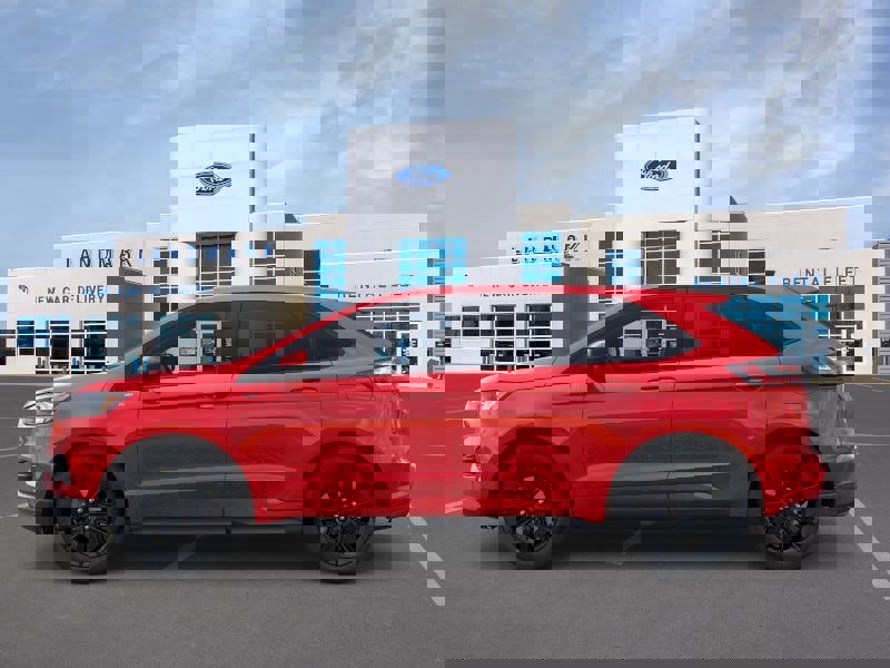 New 2024 Ford Edge ST-Line w/ Class II Trailer Tow Package image 25