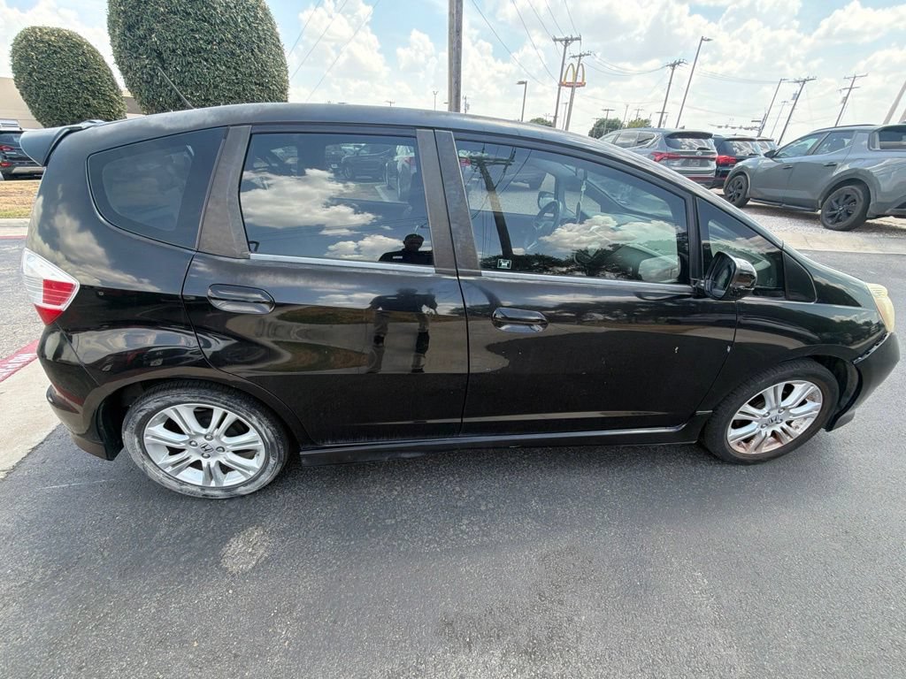 Used 2011 Honda Fit Sport image 4