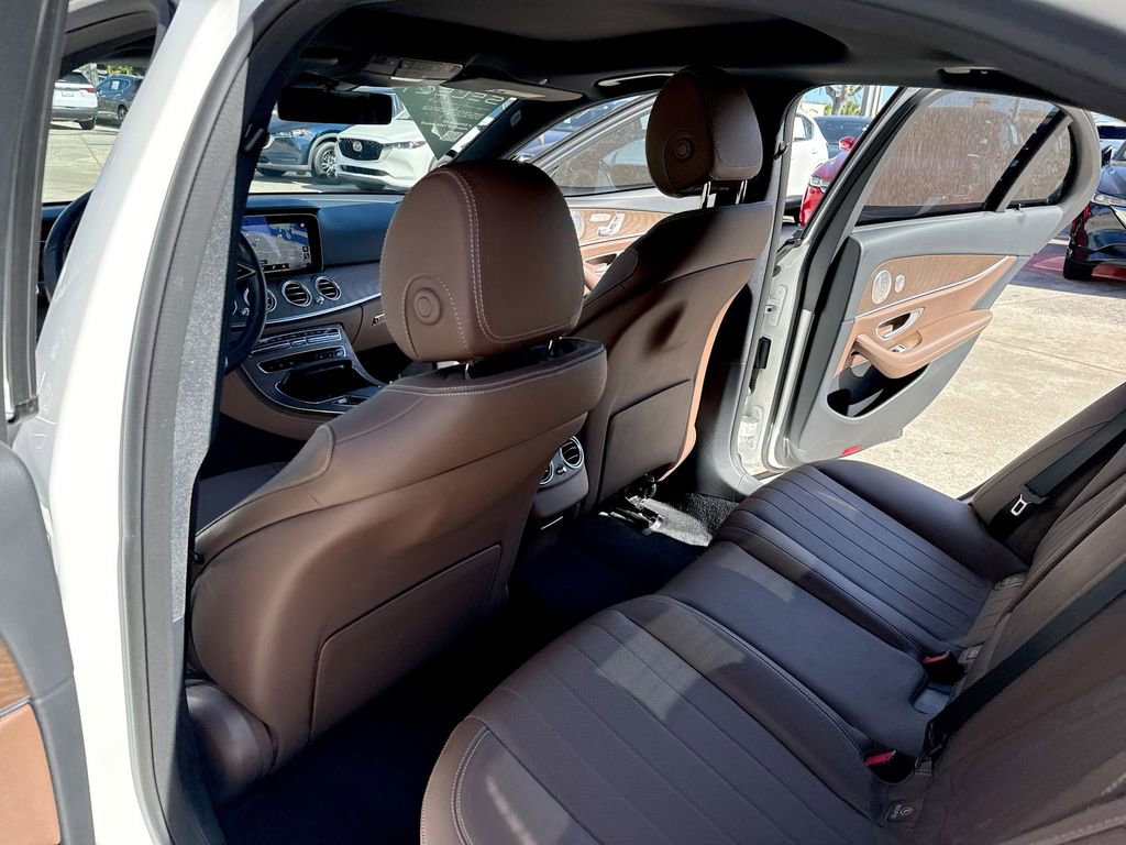 Used 2022 Mercedes-Benz E 350 Sedan w/ Driver Assistance Package image 34