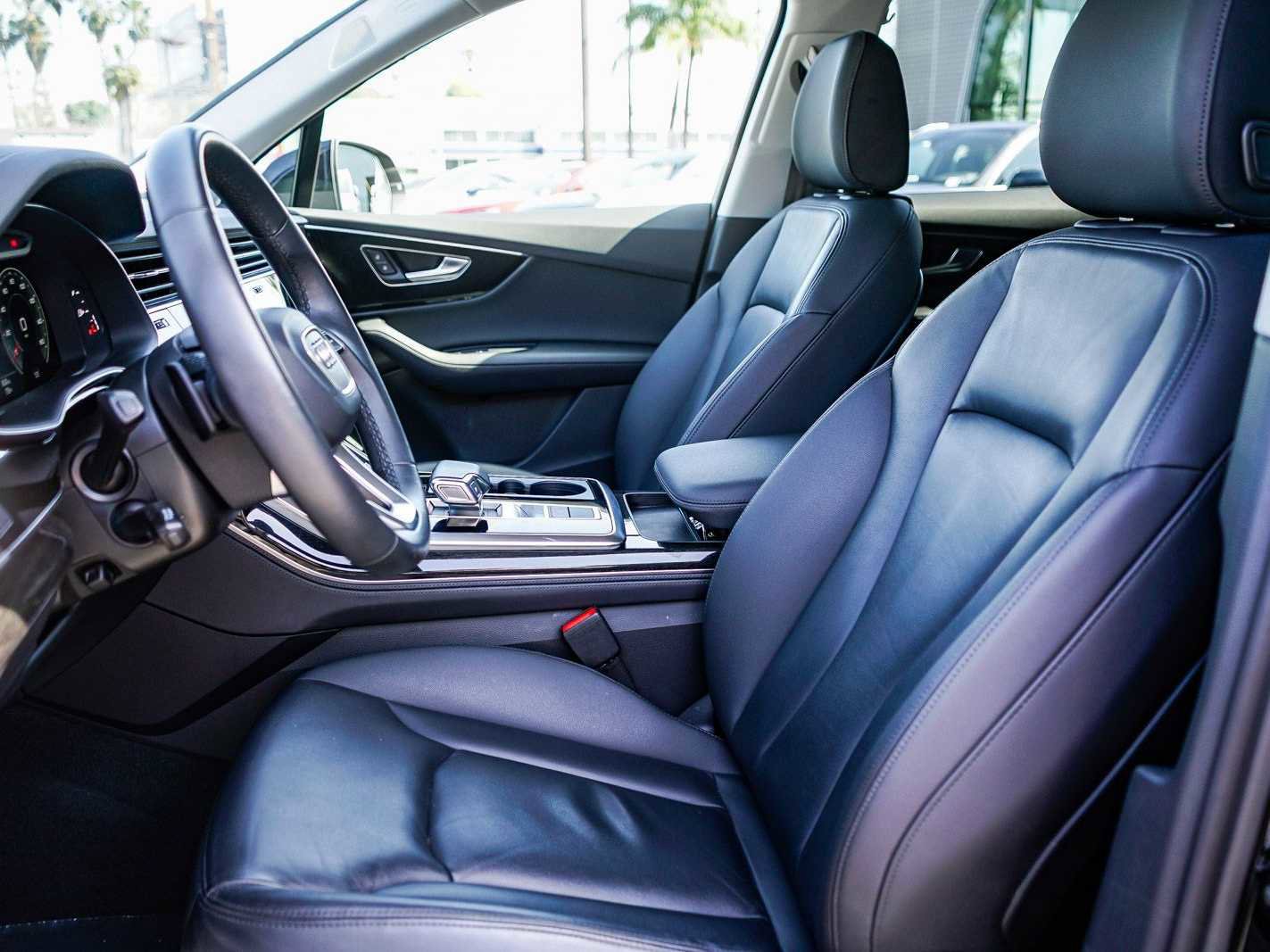 Used 2023 Audi Q7 Premium Plus w/ Premium Plus Package image 17