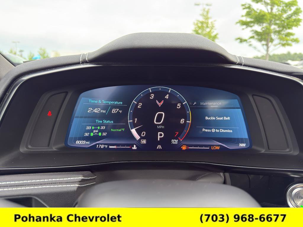 Used 2021 Chevrolet Corvette Stingray Coupe w/ Z51 Performance Package RWD image 9