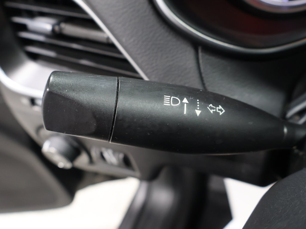 Used 2019 Jeep Cherokee Trailhawk w/ Cold Weather Group AWD/4WD image 38