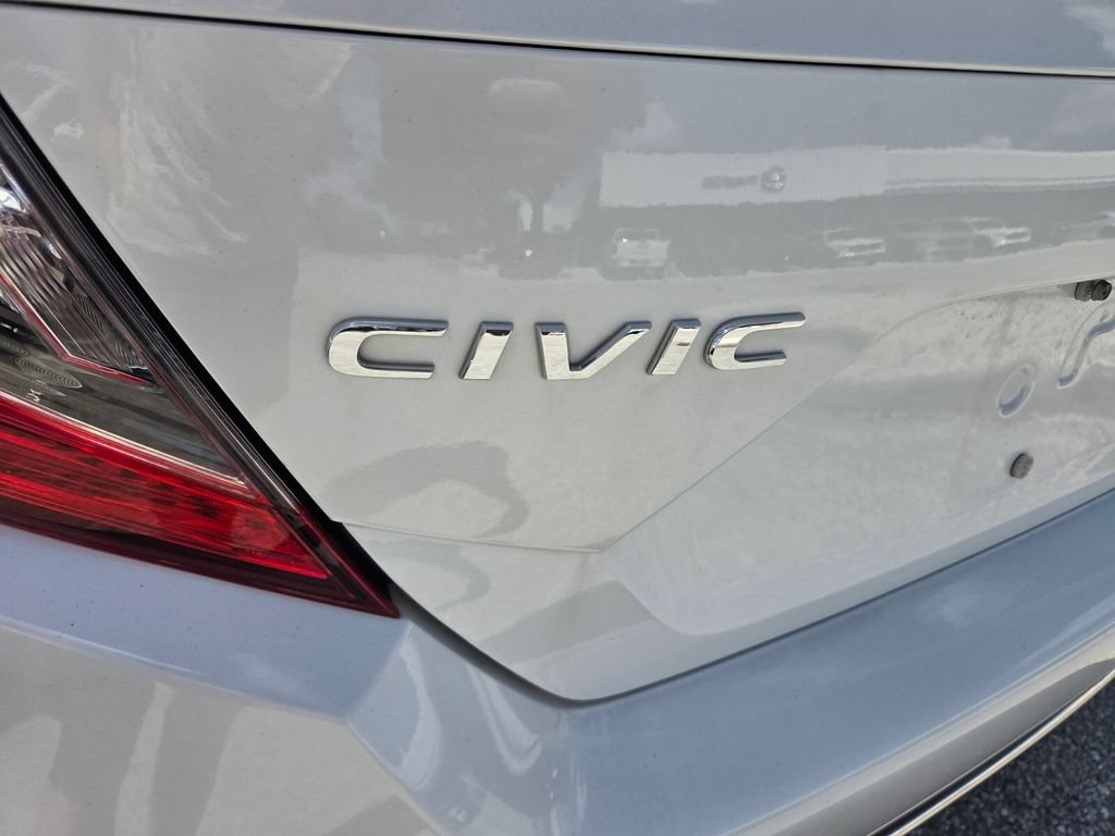 Used 2020 Honda Civic Touring image 10
