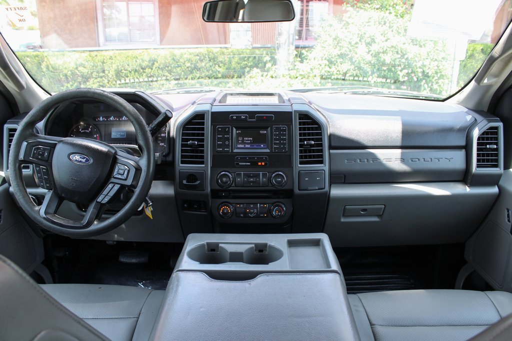 Used 2017 Ford F450 XL w/ Power Equipment Group image 26