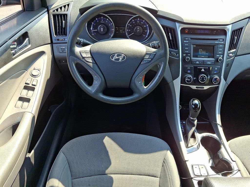 Used 2014 Hyundai Sonata GLS w/ Popular Equipment Group 2 FWD image 11
