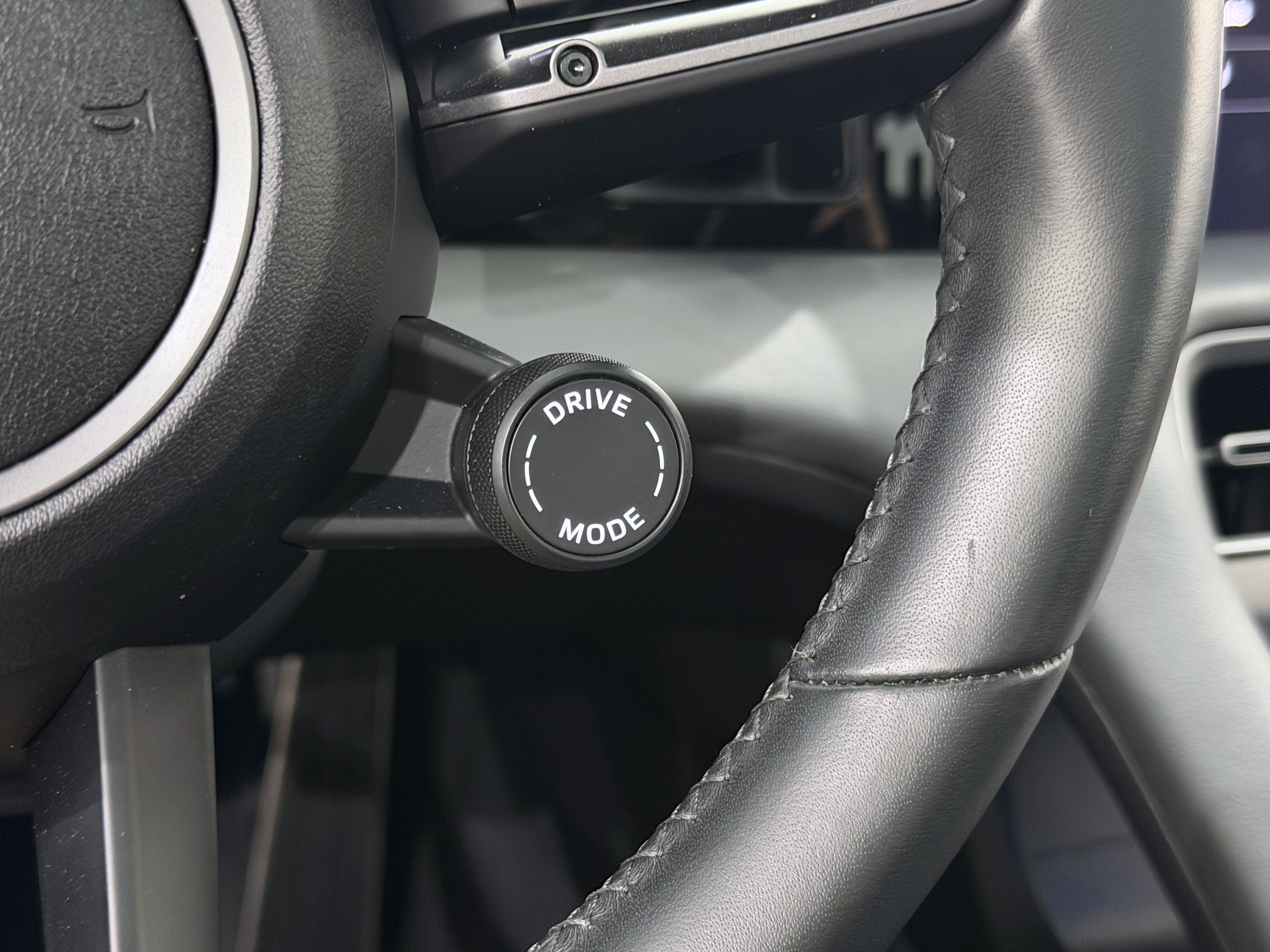 Certified 2025 Porsche Taycan RWD image 51
