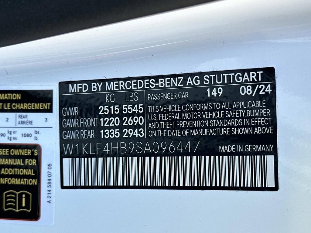 Used 2025 Mercedes-Benz E 350 4MATIC Sedan image 43