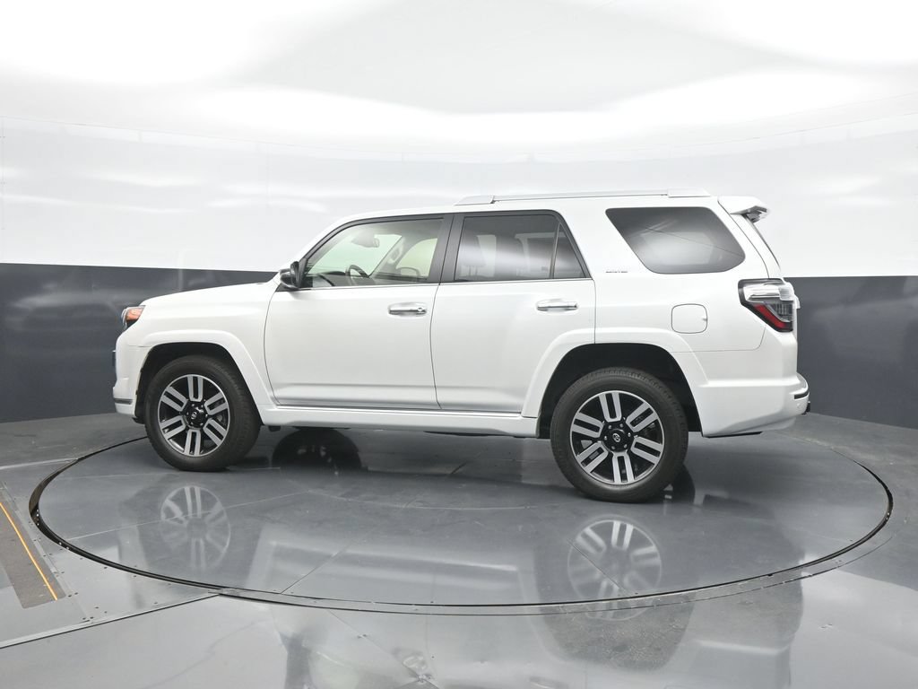 Certified 2024 Toyota 4Runner Limited AWD/4WD image 4