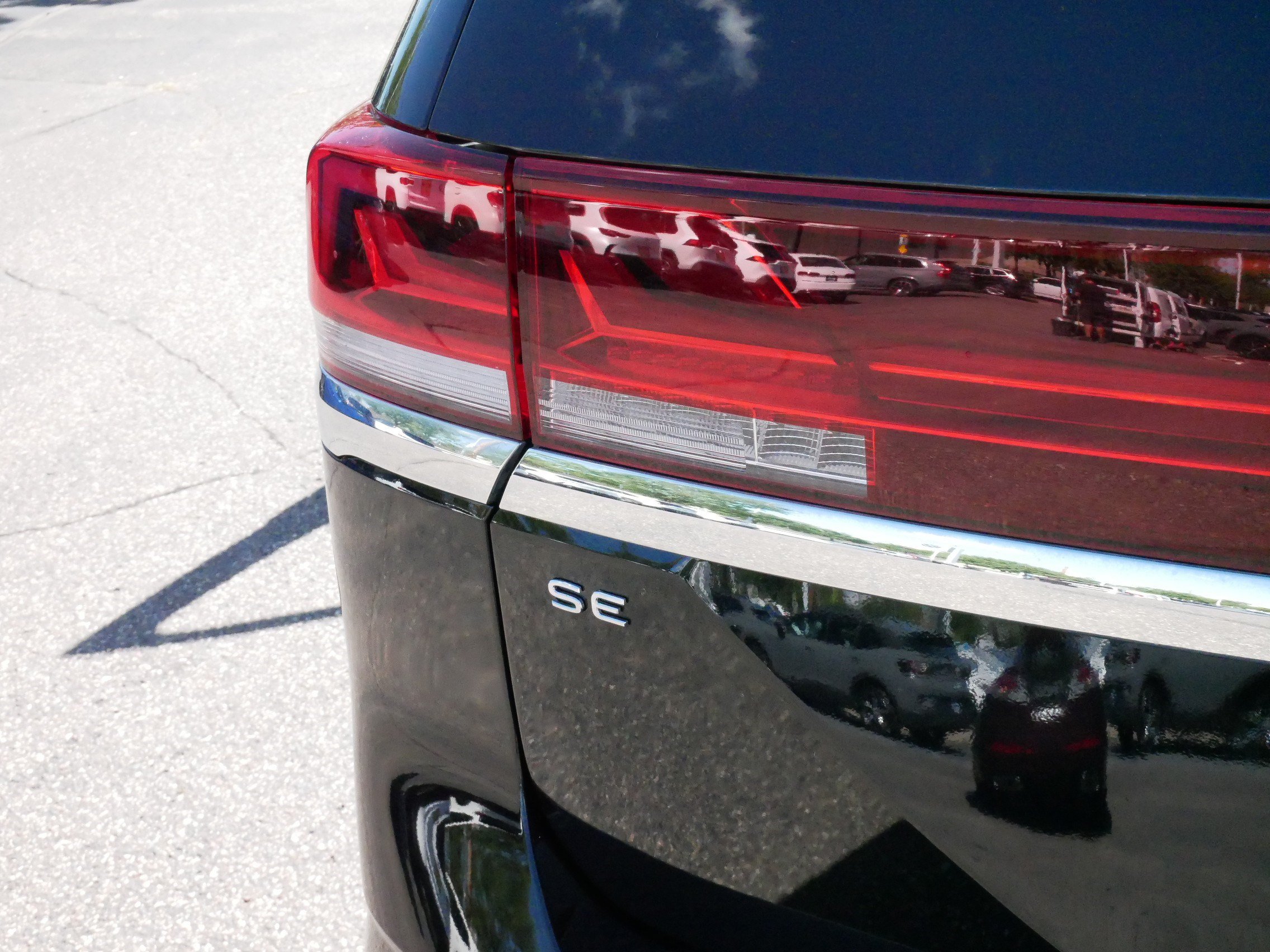 Certified 2024 Volkswagen Atlas SE AWD/4WD image 17