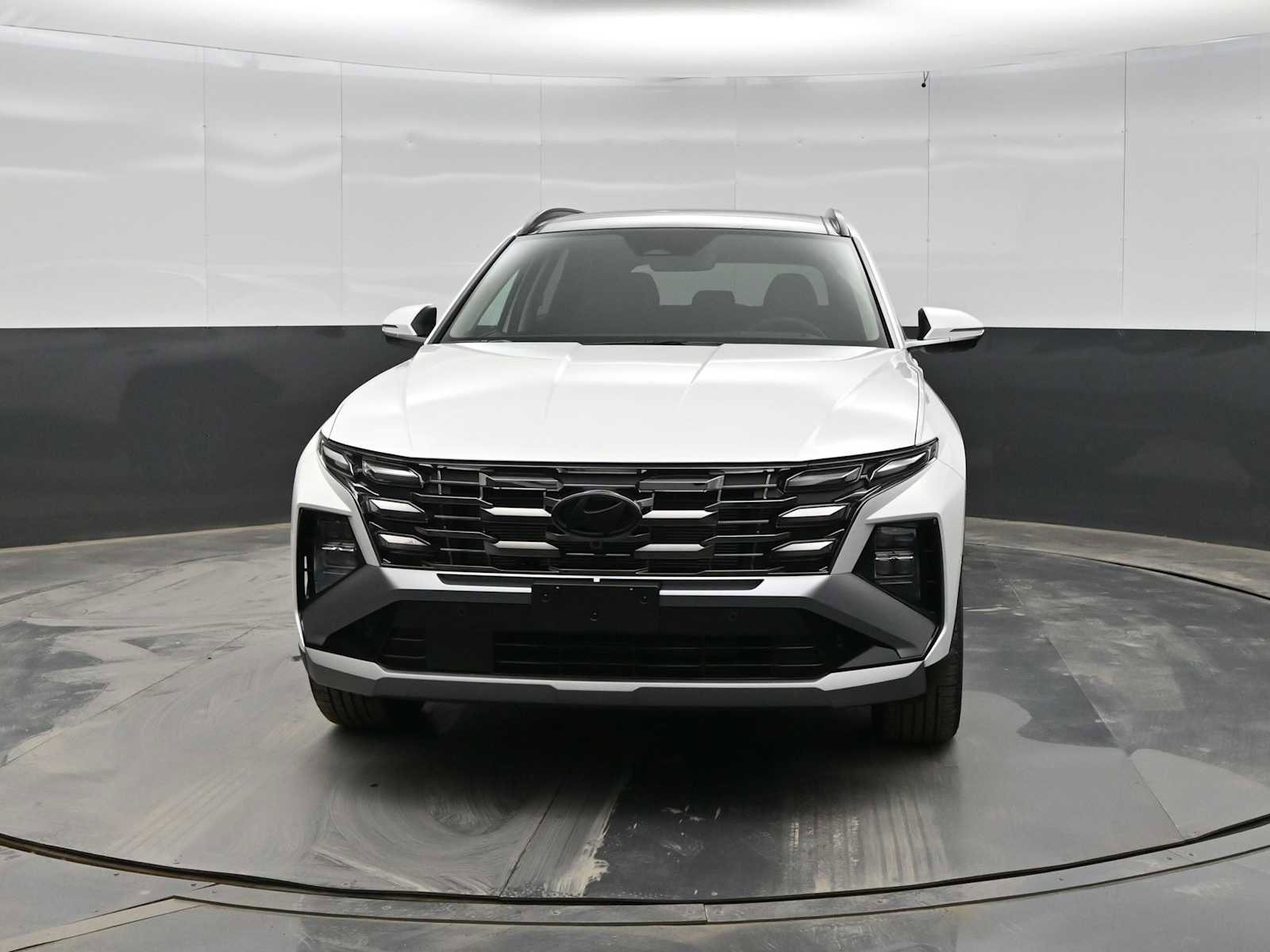 New 2026 Hyundai Tucson Limited image 3