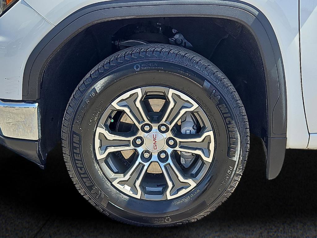 Used 2025 GMC Sierra 1500 SLT image 9