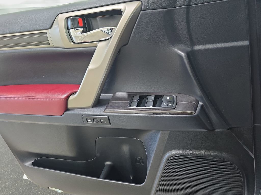 Used 2021 Lexus GX 460 Premium w/ Premium Package image 27