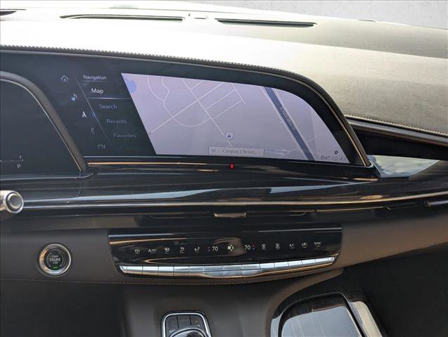 Used 2023 Cadillac Escalade ESV Premium Luxury image 13