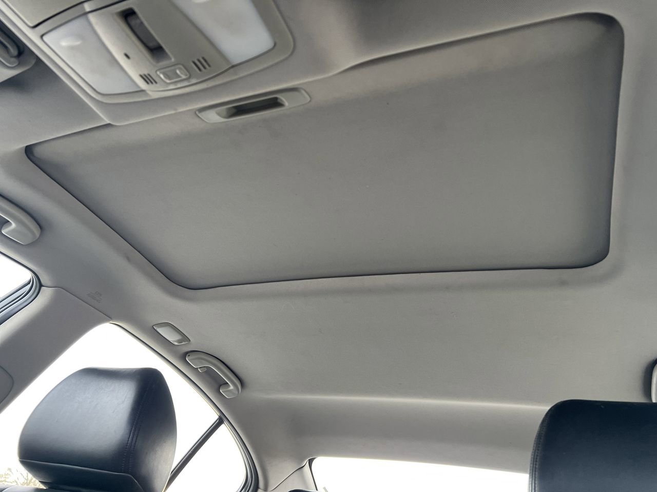 Used 2013 INFINITI G37 x w/ Premium Pkg image 3