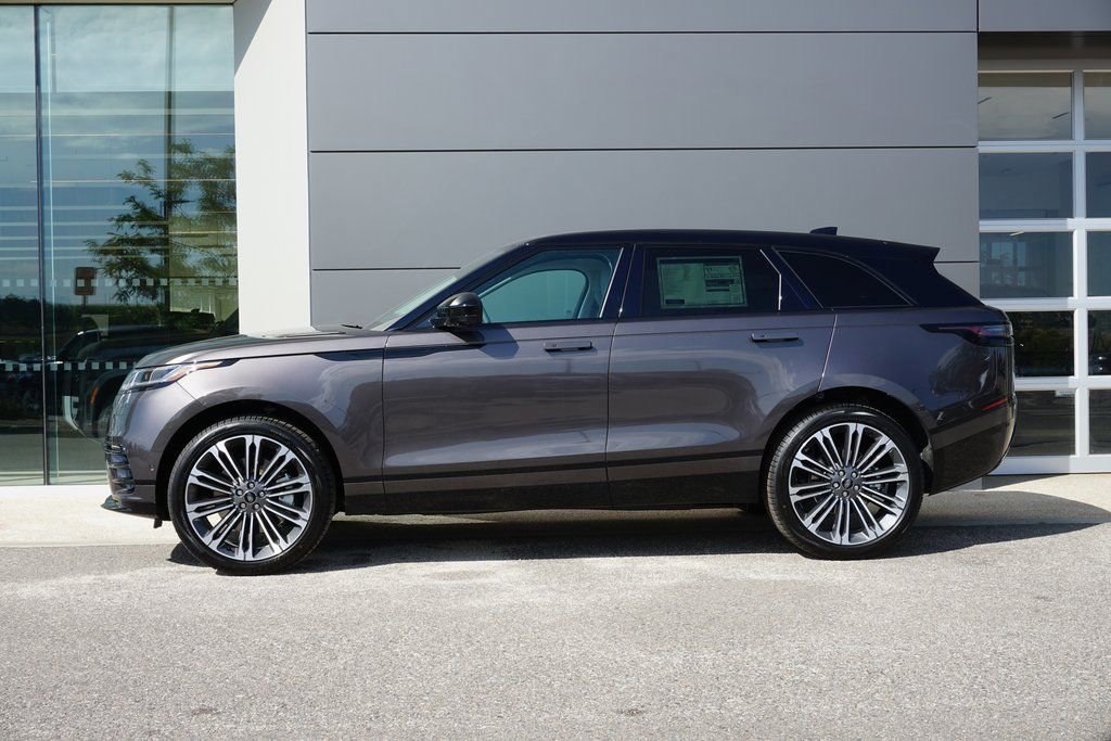 Used 2025 Land Rover Range Rover Velar Dynamic SE image 8