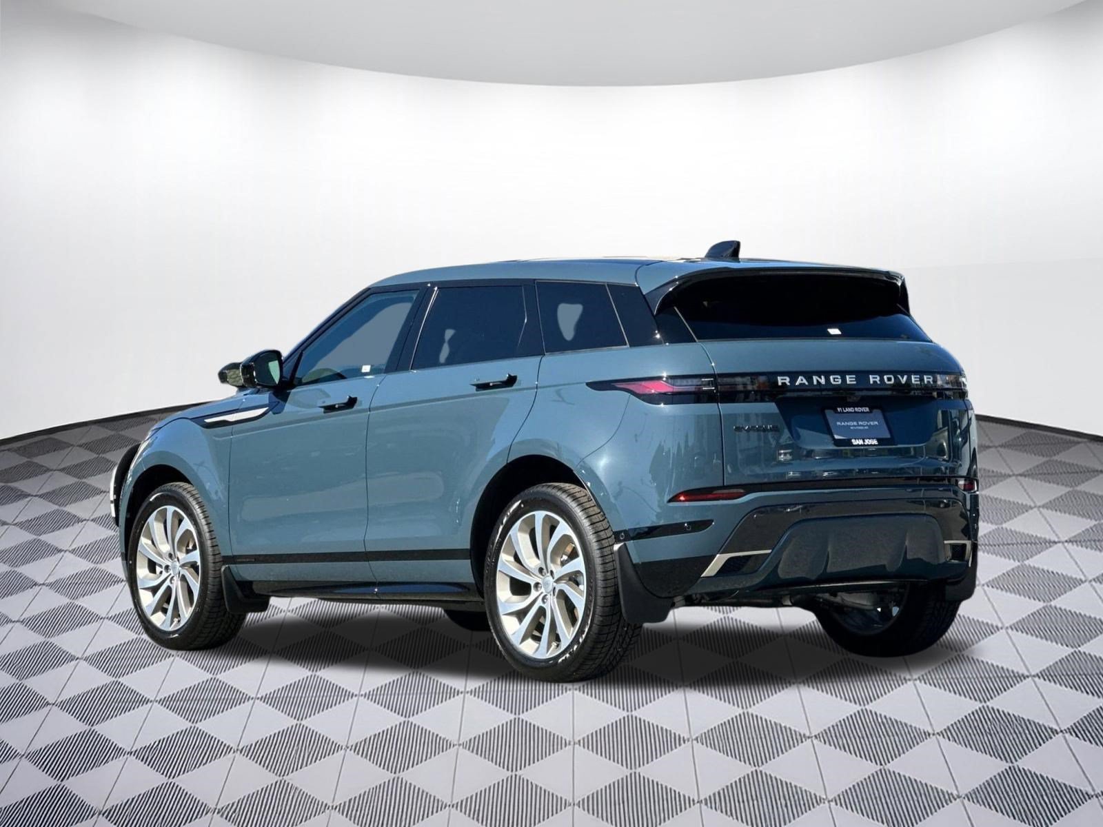 New 2026 Land Rover Range Rover Evoque Hoxton AWD/4WD image 2