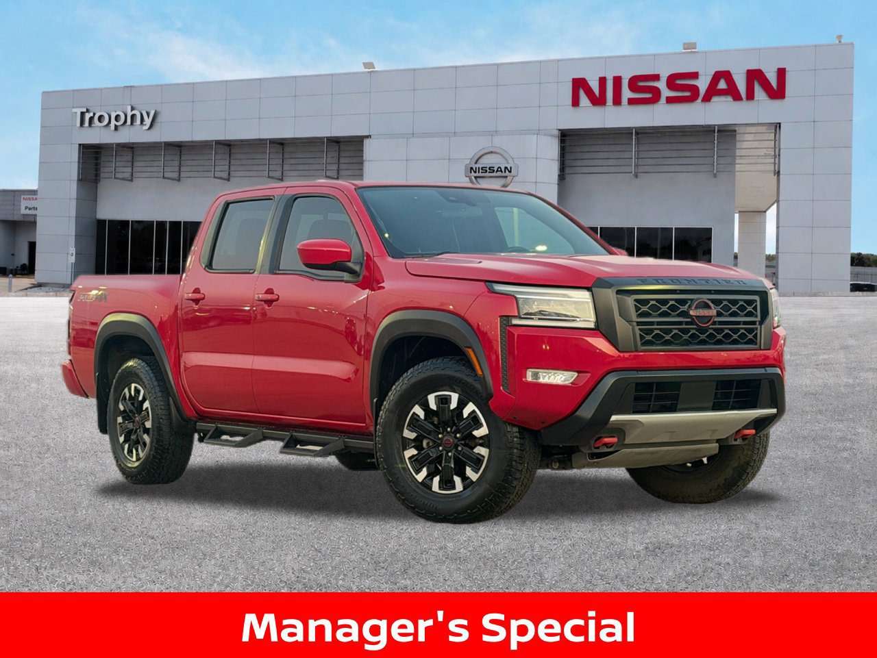 Certified 2024 Nissan Frontier PRO-4X w/ Technology Package AWD/4WD image 1
